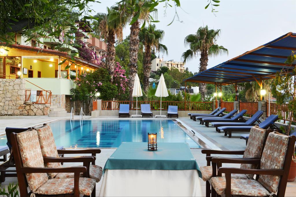 Patara Delfin Hotel Exterior foto